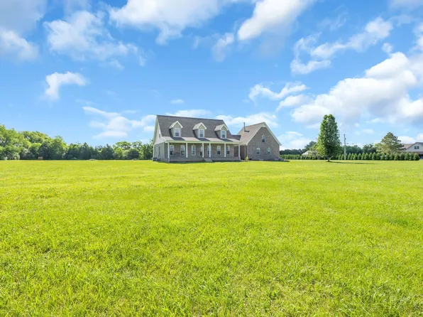 4935 Smiley Rd, Chapel Hill, TN 37034