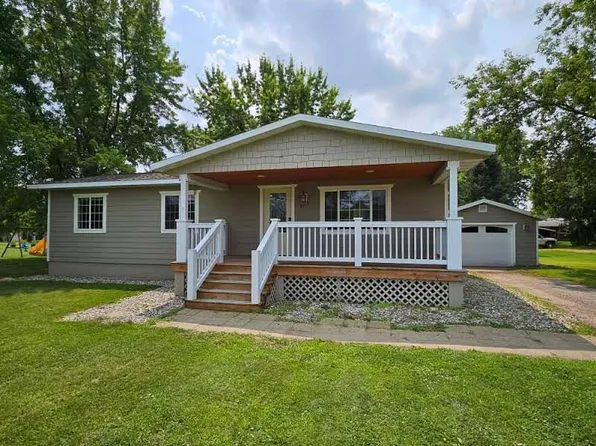 103 Oak Ave E, Clarissa, MN 56440