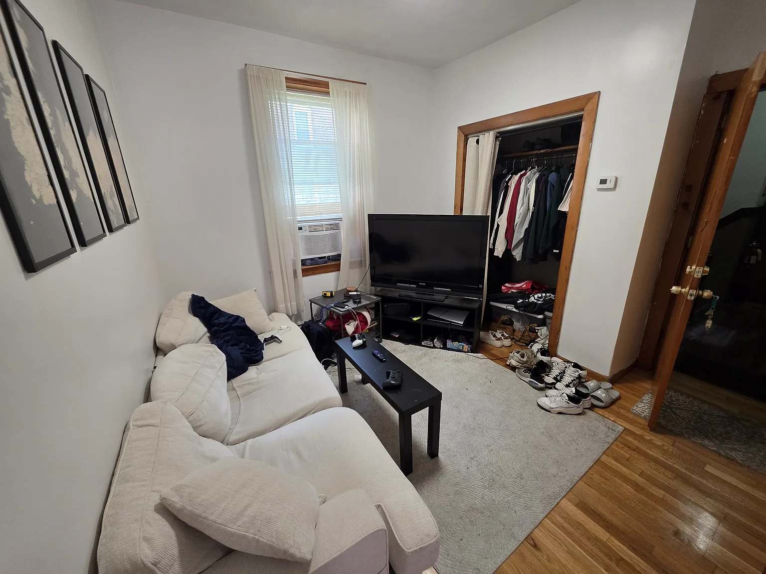 2 bed, 575 sqft, $2,900 — Photo 3