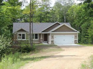 6064 N Floreys Ranch Rd, Grawn, MI 49637