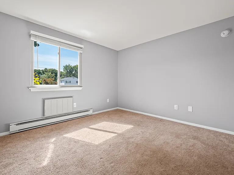139 Hilliard St #D — Photo 7