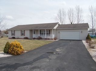 98 Blossom Dr, Martinsburg, WV 25405
