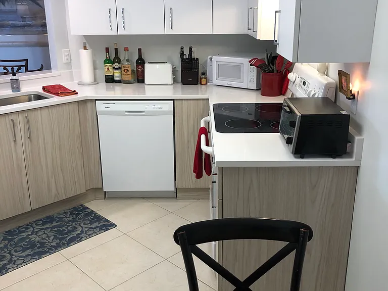 Kitchen with breakfast table for two.