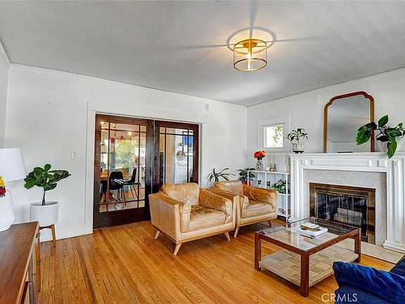 5th image of 551 E Columbia Ave