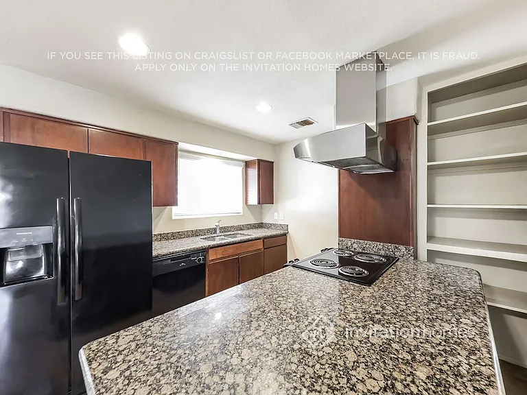 3316 W Orchid Ln — Photo 7