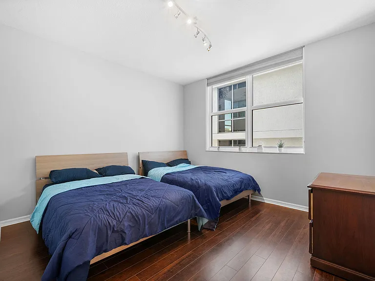 347 N New River Dr E #405 — Photo 18
