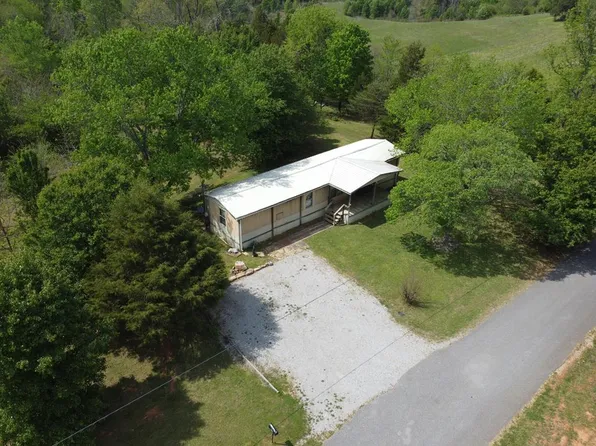 498 NE Victor J Young Rd, Rock Island, TN 38581