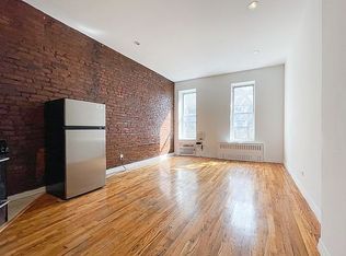 202 E 21st St APT 3C, New York, NY 10010