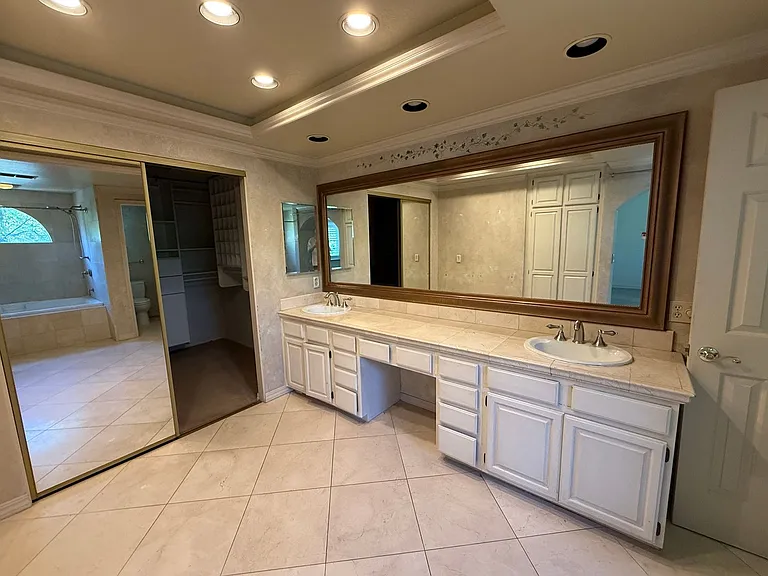 4973 Monaco Dr — Photo 25