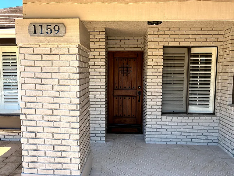 1159 E Plymouth St — Photo 6