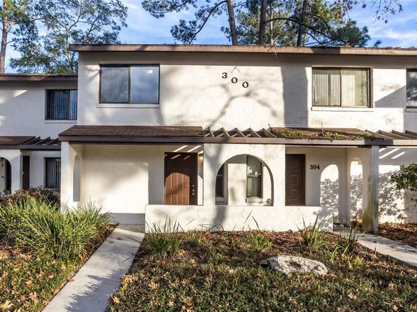 2635 SW 35th Pl APT 303, Gainesville, FL 32608