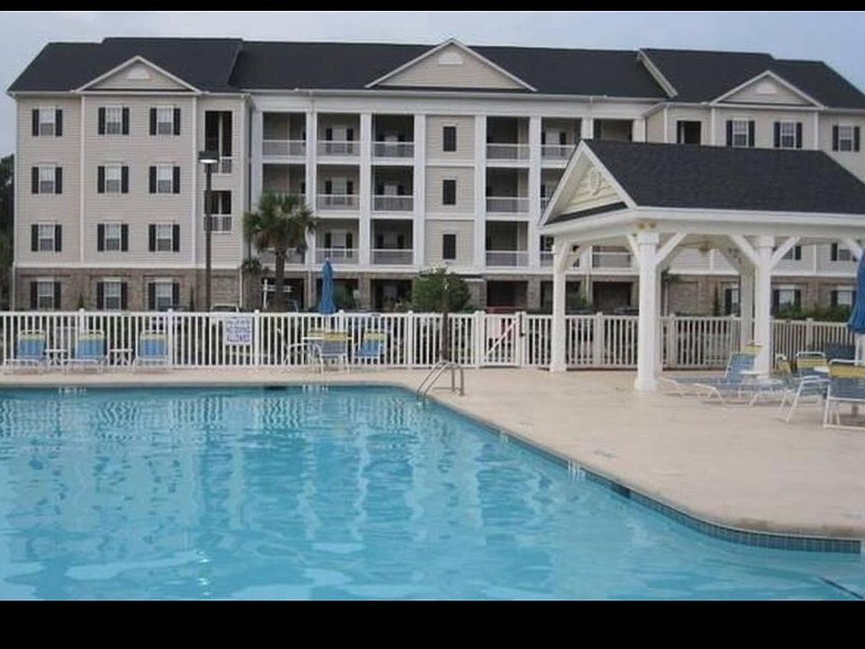 Complex Pool