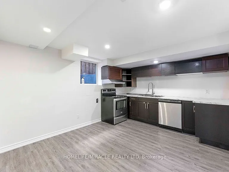 1330 Aldergrove Dr #BASEMENT — Photo 5