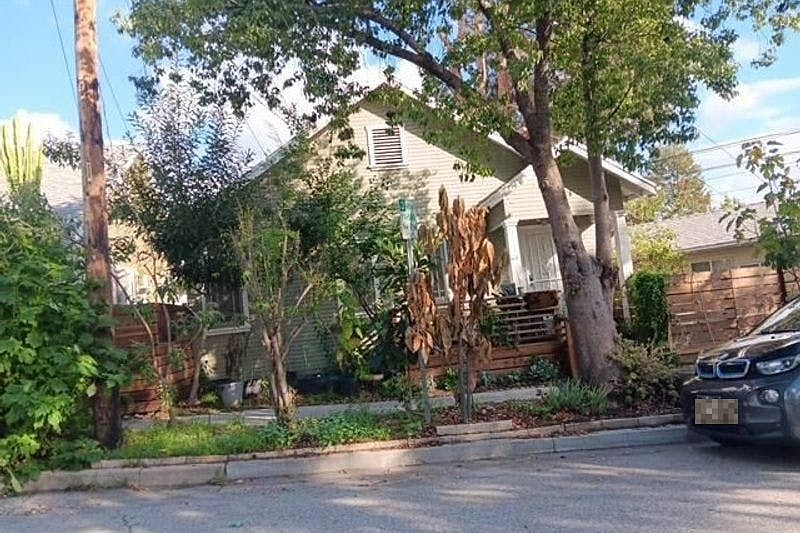 1st image of 704 Fairview Ave