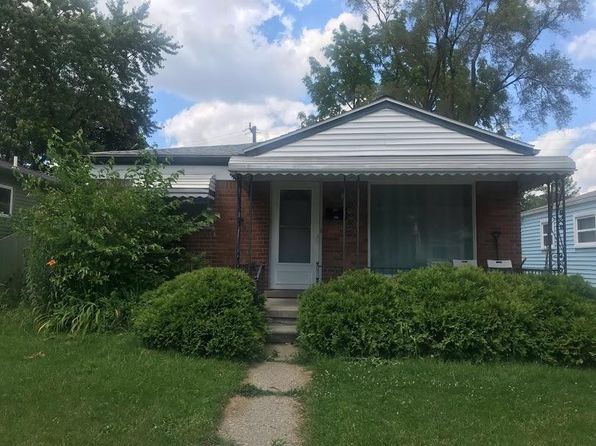 960 W University Ave