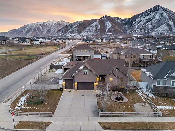 3rd image of 384 N 710th St E