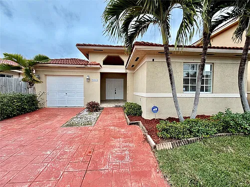21434 SW 89th Pl Photo 1