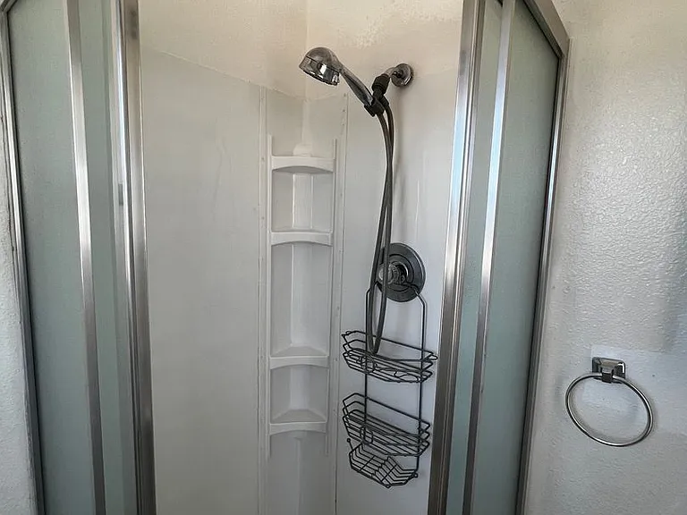 6104 Chia Ave — Photo 25