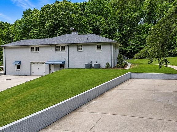 4th image of 4012 Morris Rd