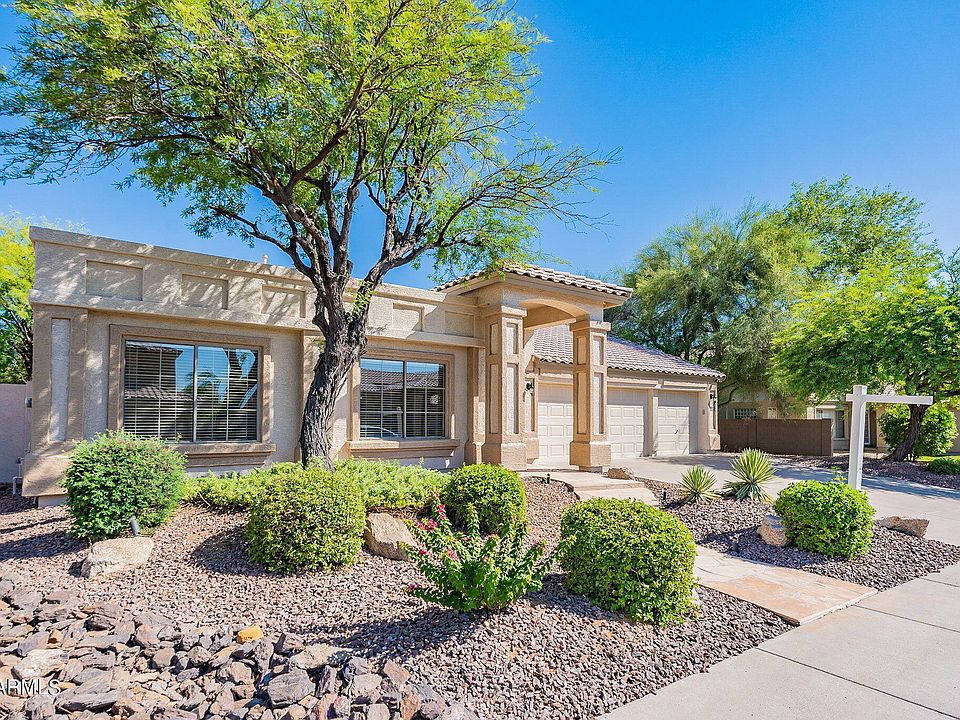 1st image of 4557 E HEDGEHOG Place