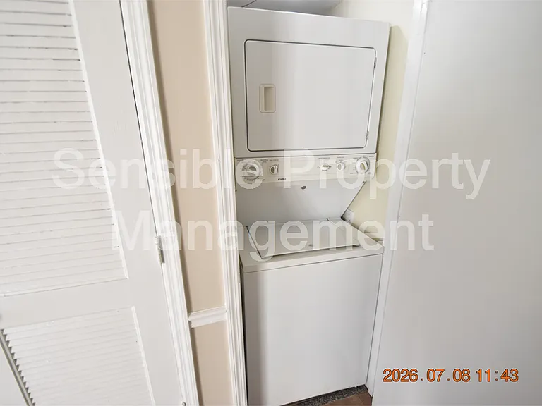2302 Maki Rd #2 — Photo 6