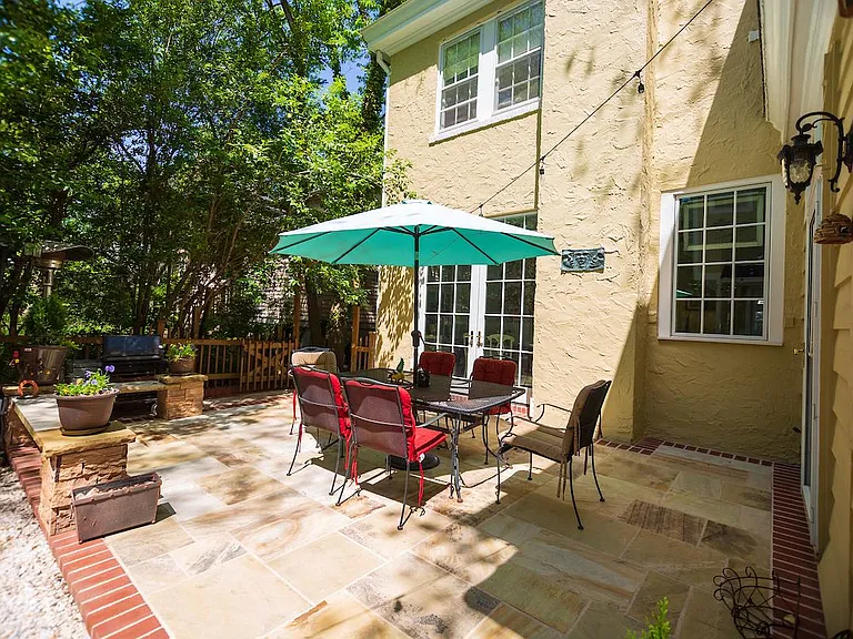 1005 Minerva Ave — Photo 20