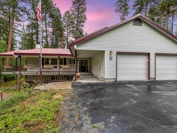 9 Twilight Dr, Garden Valley, ID 83622