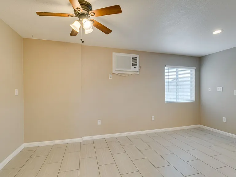 437 Waterwheel Falls Dr — Photo 43