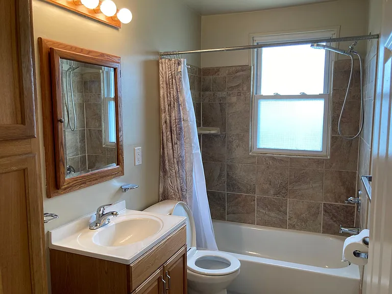 101 E Harwood Ave — Photo 11