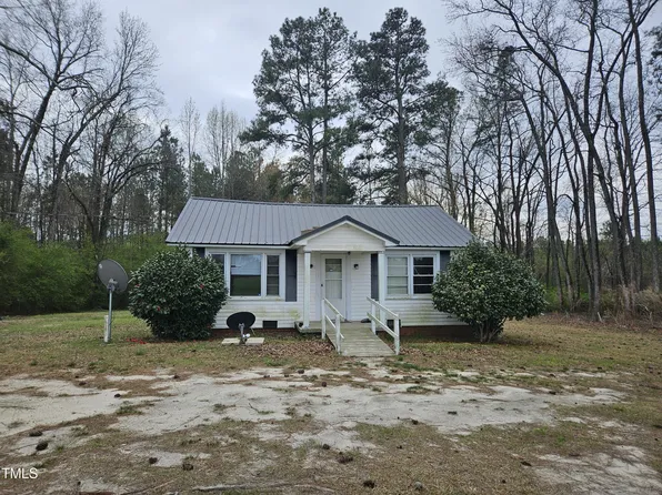 5167 McLean Chapel Church Rd, Bunnlevel, NC 28323