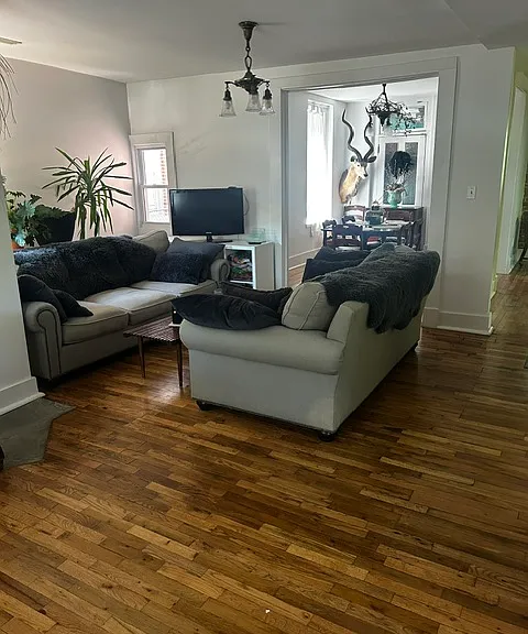 1626 Summit St — Photo 7