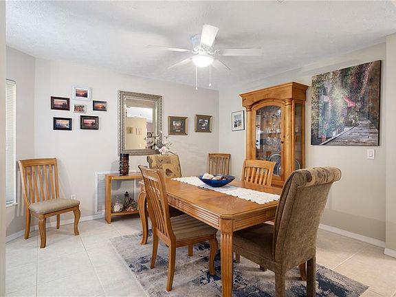 4th image of 6636 Nuevo Lagos St