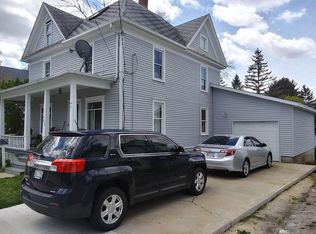 908 S Spring St, Beaver Dam, WI 53916