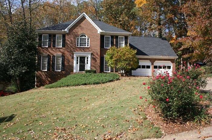 4809 Thornwood Dr.
