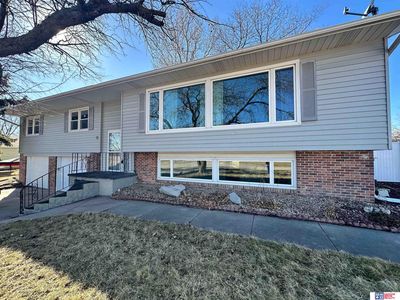 711 20th St, Aurora, NE, 68818