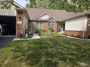 1670 Spruce Ct, Temperance, MI 48182