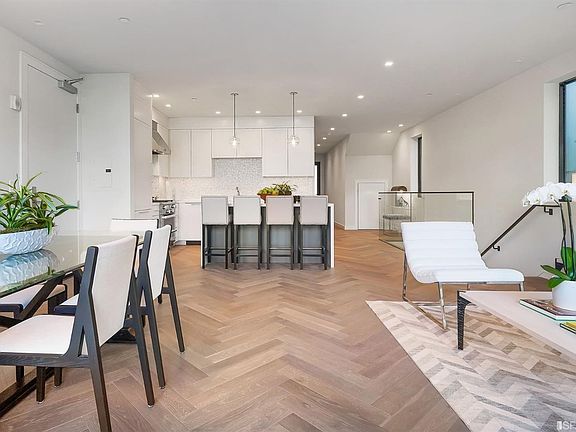 5th image of 216 27th Ave #2
