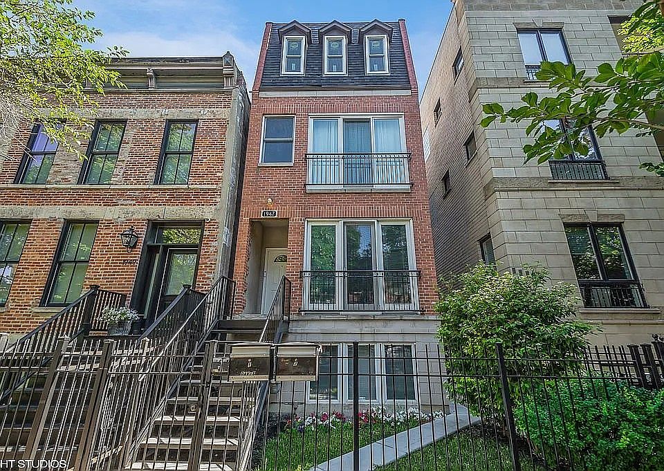 1st image of 1947 N Wilmot Ave #2
