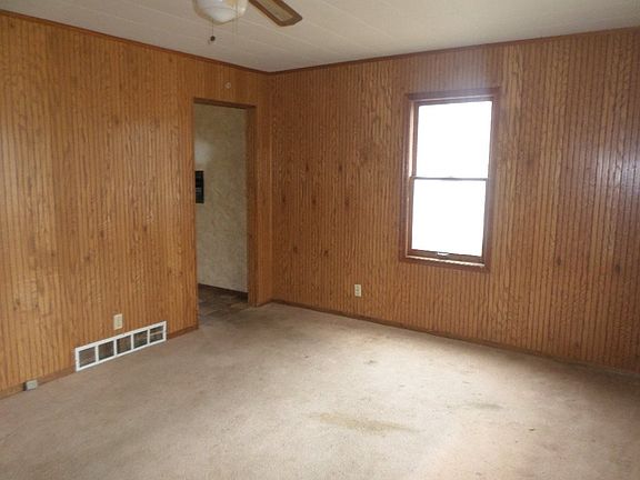 3rd image of 510 Southview Dr