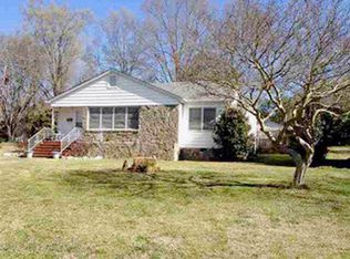 112 W Madison St, York, SC 29745