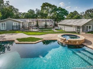 107 Dover Rd, Terrell Hills, TX 78209