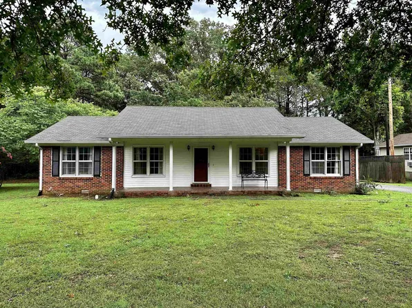 1315 Sunny Dr, Trenton, TN 38382
