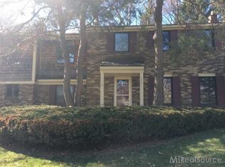756 Rutgers Rd, Rochester Hills, MI 48309