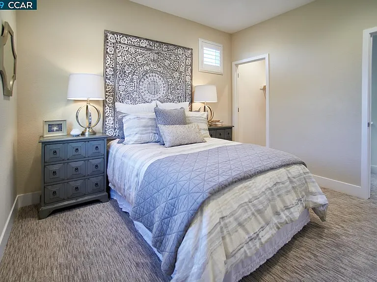 885 Barney Cmn — Photo 15