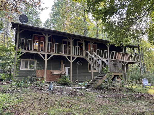 15 Gold Creek Xing, Black Mountain, NC 28711