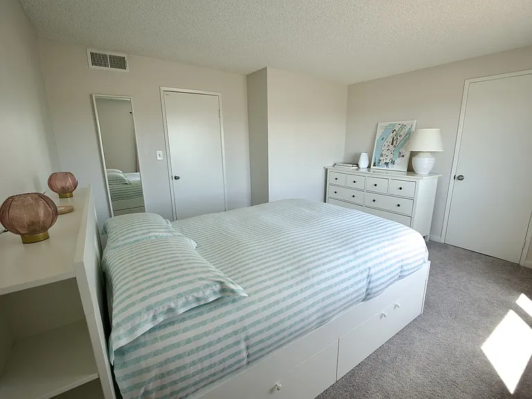 7176 Hillcroft Way — Photo 32