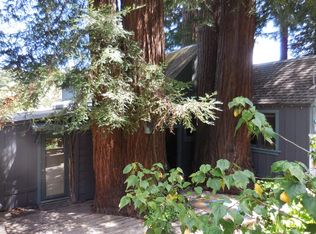 1933 Redwood Dr, Healdsburg, CA 95448