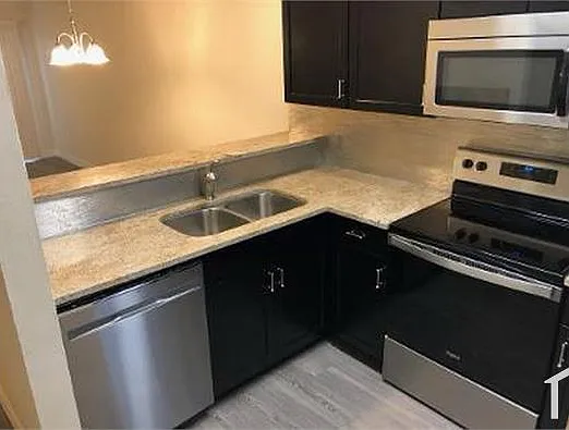 1207 Southport Dr #106 — Photo 1