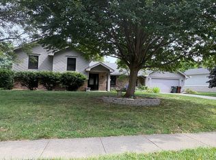 2849 Ramblingwood Ln, Dayton, OH 45458