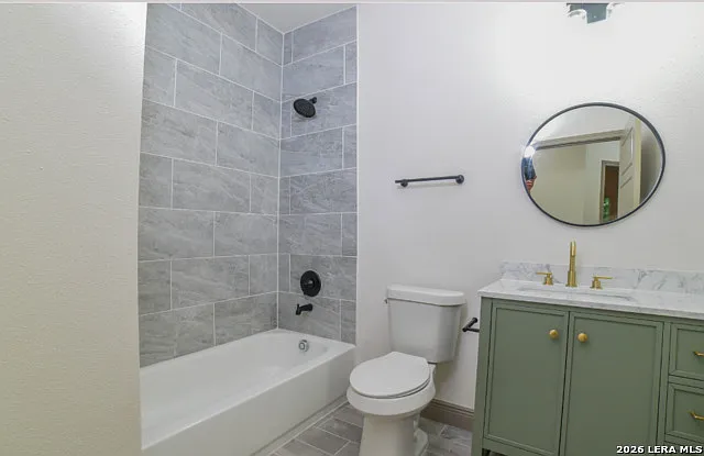 222 E Lindbergh Blvd — Photo 13